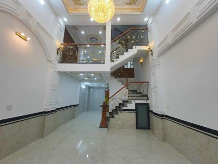 Nhà khu Vip gần Vạn Phúc City 5 tầng 56 m  toàn khu 85 căn  dân trí cao , gara xe hơi trong nhà , nội thất cao cấp 